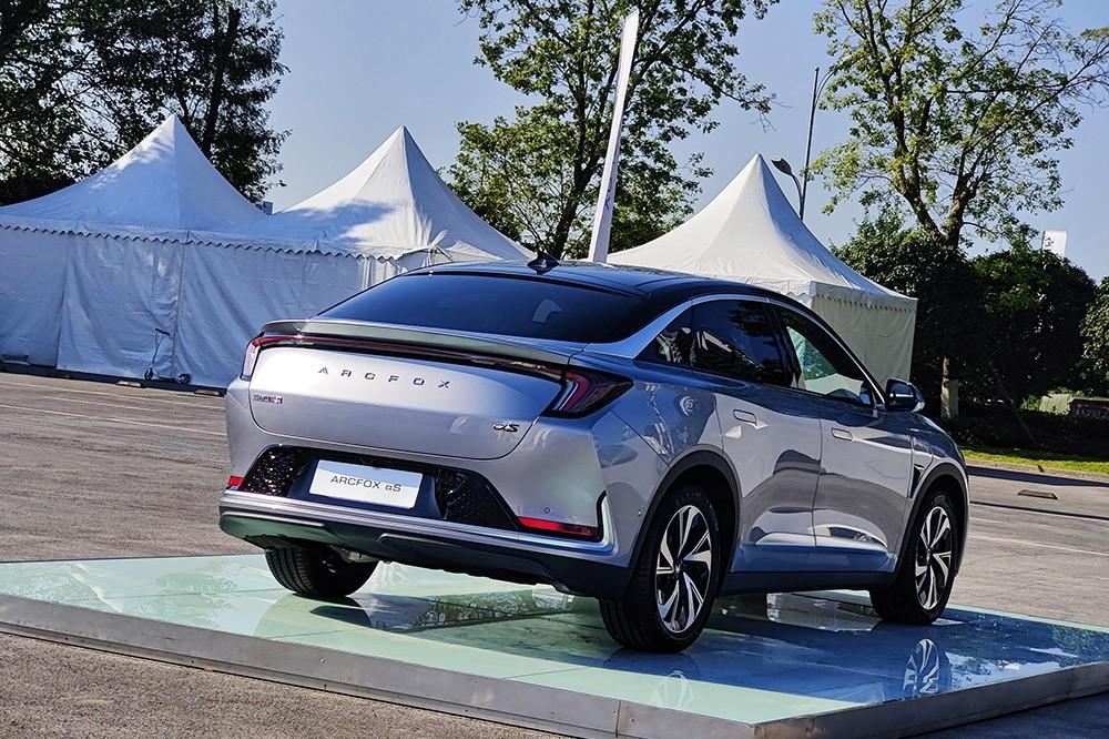 技术革新下的S弯道挑战与机遇探索