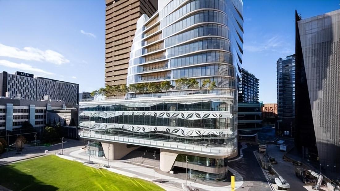 技术革新下的S弯道挑战与机遇探索