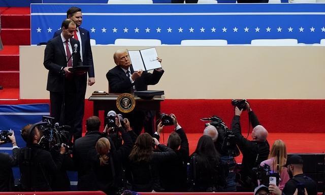 特朗普政策最新动态下的日常趣事观察