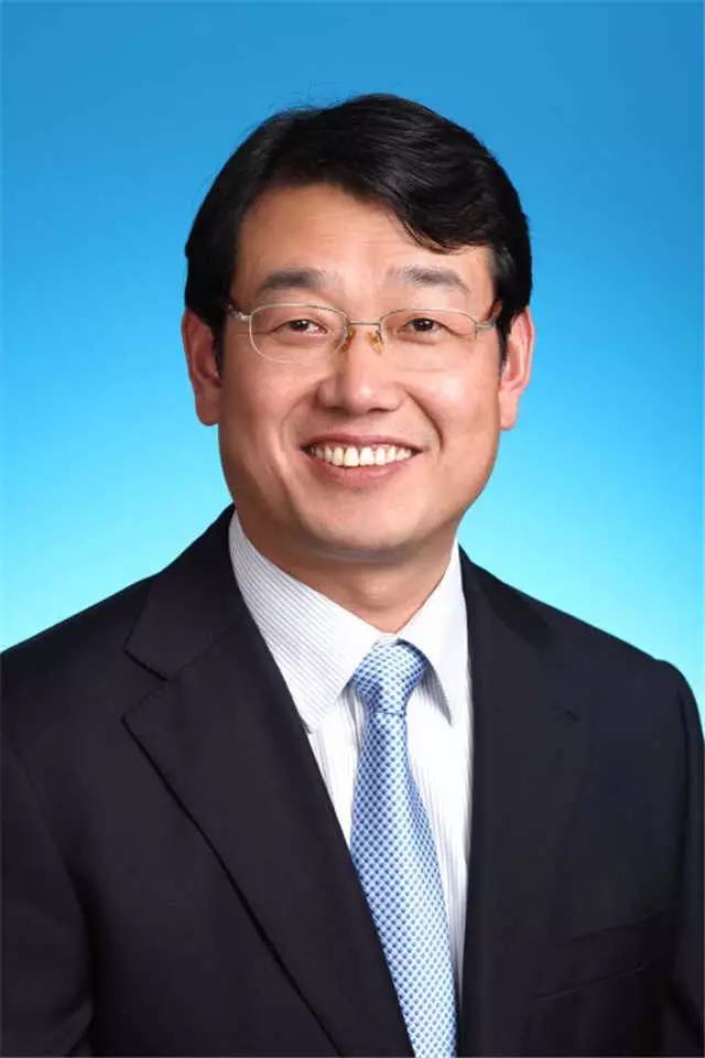 周志亮最新任职与探寻自然美景之旅，内心宁静的追寻
