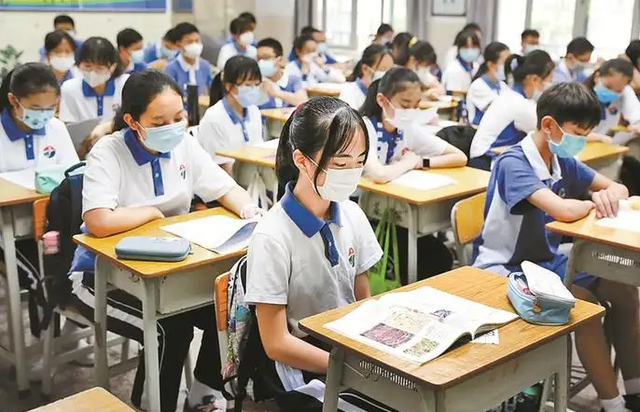 疫情停课最新动态，教育变革与挑战的时代背景之下