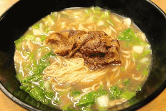 老鸭最新地址揭秘，涉黄内容的警示与风险提醒
